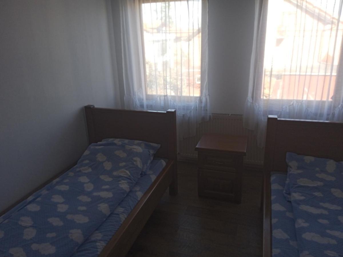Appartamento Sobe Nevenka Vrnjačka Banja Esterno foto